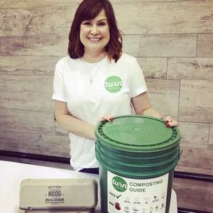 Meet your Posher, Melissa